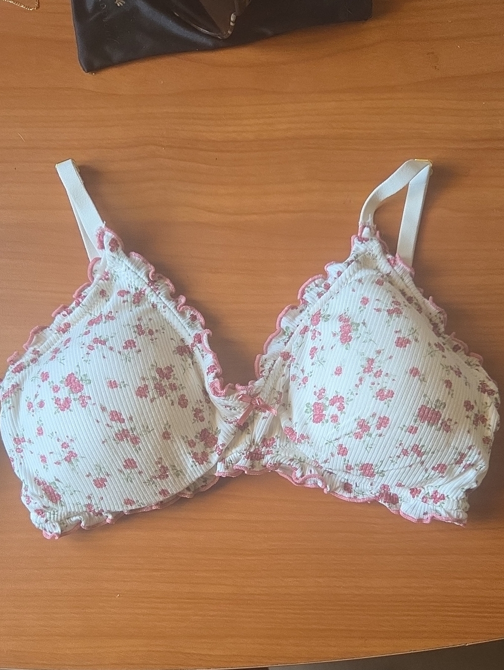 Jessica Simpson White Floral Ruffle Trim Bra